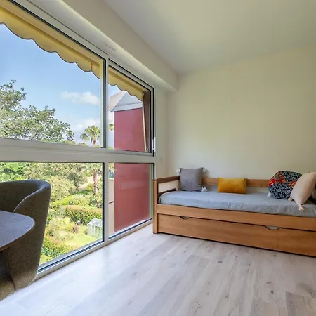 Sea-view Duplex For Family Appartement