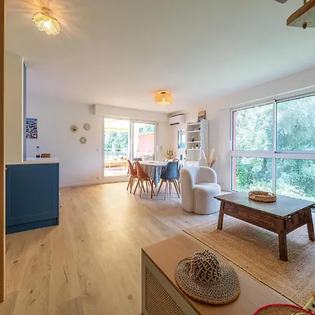 Sea-view Duplex For Family * Villeneuve-Loubet