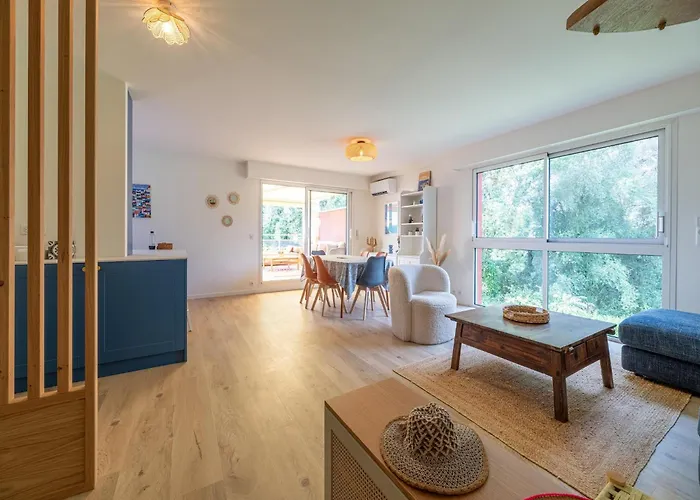 Sea-view Duplex For Family * Villeneuve-Loubet